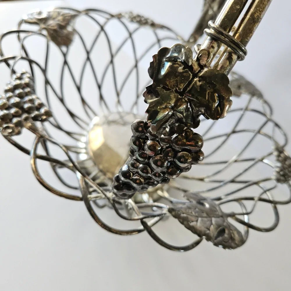 Vtg GODINGER Silver-Plated Wire Grapevine Basket - 12in - Bread Rolls Fruit Leaf